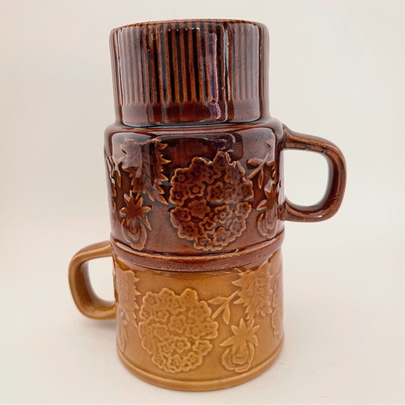 1970s Vintage Stackable Gold Brown Mugs Cups Floral Design Made in Japan - Picture 7 of 11